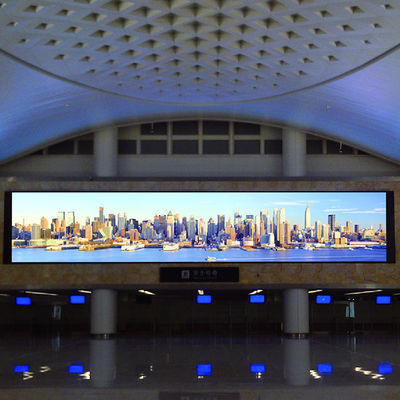 P1.8 İç Mekan LED Ekran Paneli 640×640mm Çok Yönlü